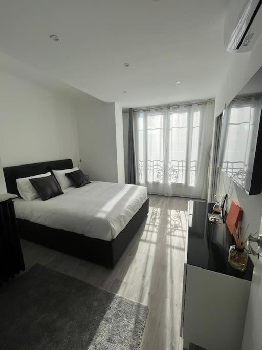 Vue Mer Le Montana Cannes Luaran gambar